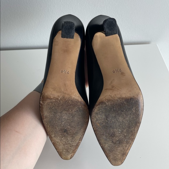 Vintage Escada leather pump - Picture 5 of 5